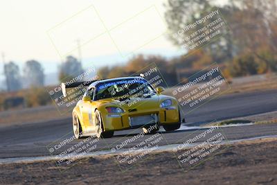 media/Nov-13-2022-GTA Finals Buttonwillow (Sun) [[d9378ae8d1]]/Group 1/Sunset (355pm)/